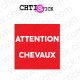 AUTOCOLLANT ATTENTION CHEVAUX CARRE